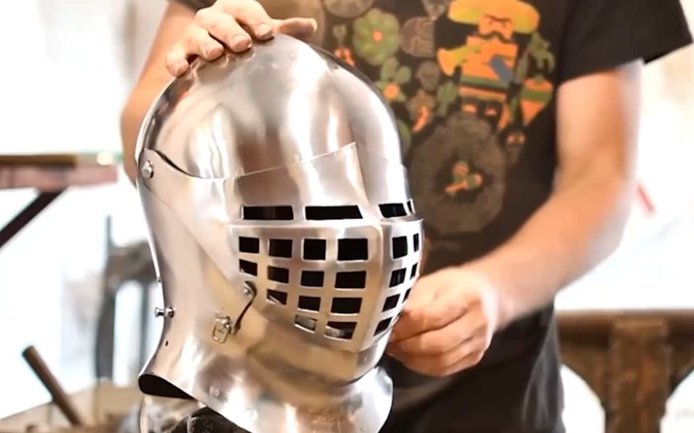 【盔甲制作】钣金-覆面盔制作