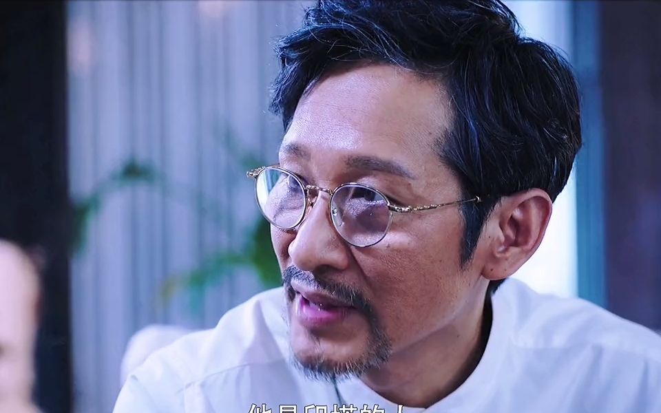 东叔:这个世界没有绝对的忠诚,只有永恒的利益!