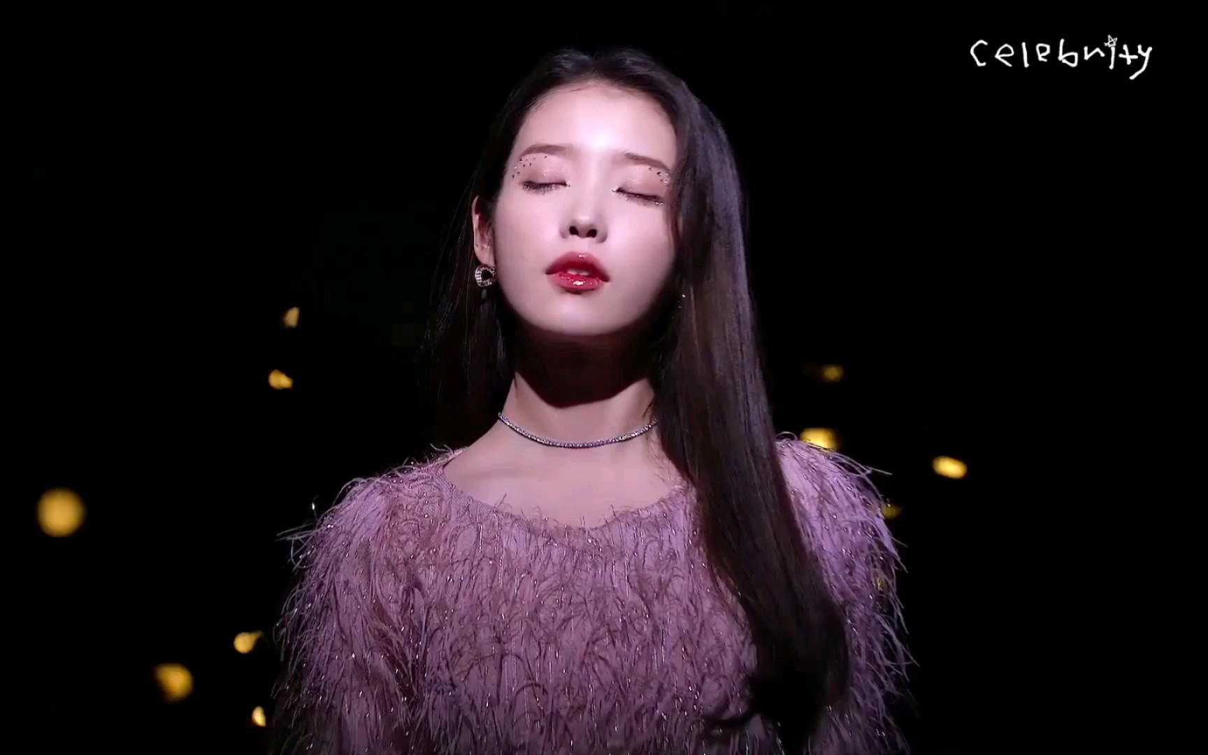 iu - "celebrity"mv拍摄花絮公开 | 是每一帧都好看到想拿来当封面的