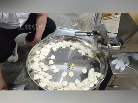 转盘机 #面团分割机 #元宵馅分块机