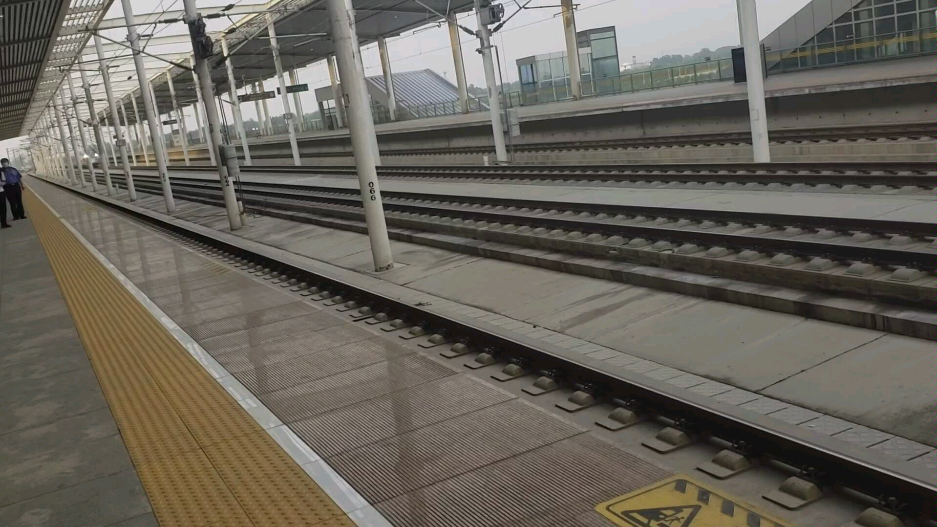 g527afa跨高碑店东 g1580bfa进站