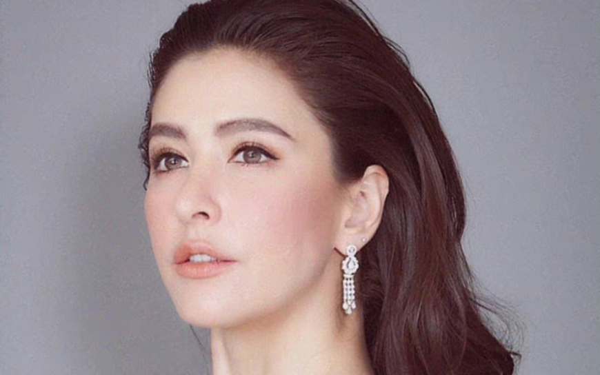 人美心善!泰星rita sririta前往听力障碍诊治研发中心看望失聪小朋友