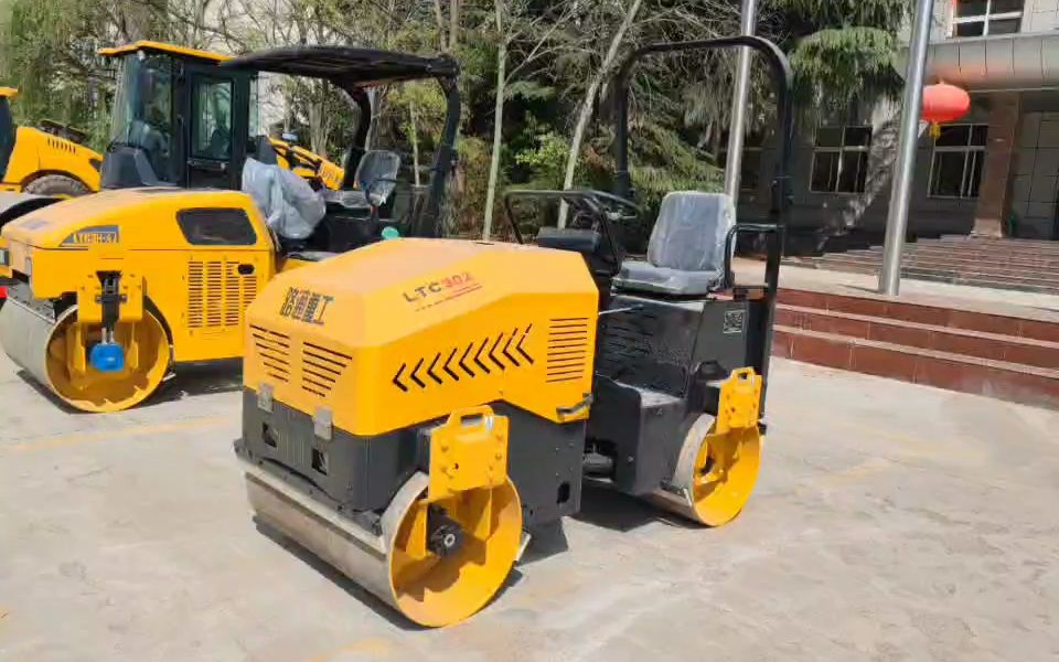洛阳路通压路机#洛阳路通#2吨压路机#小型压路机#厂家直销