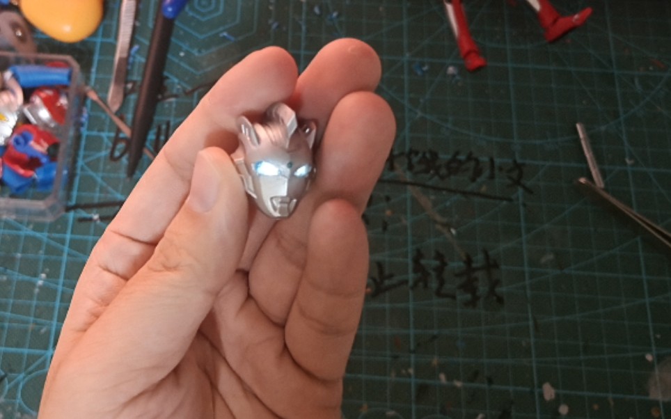 shf 泽塔奥特曼 头部加灯简易教学