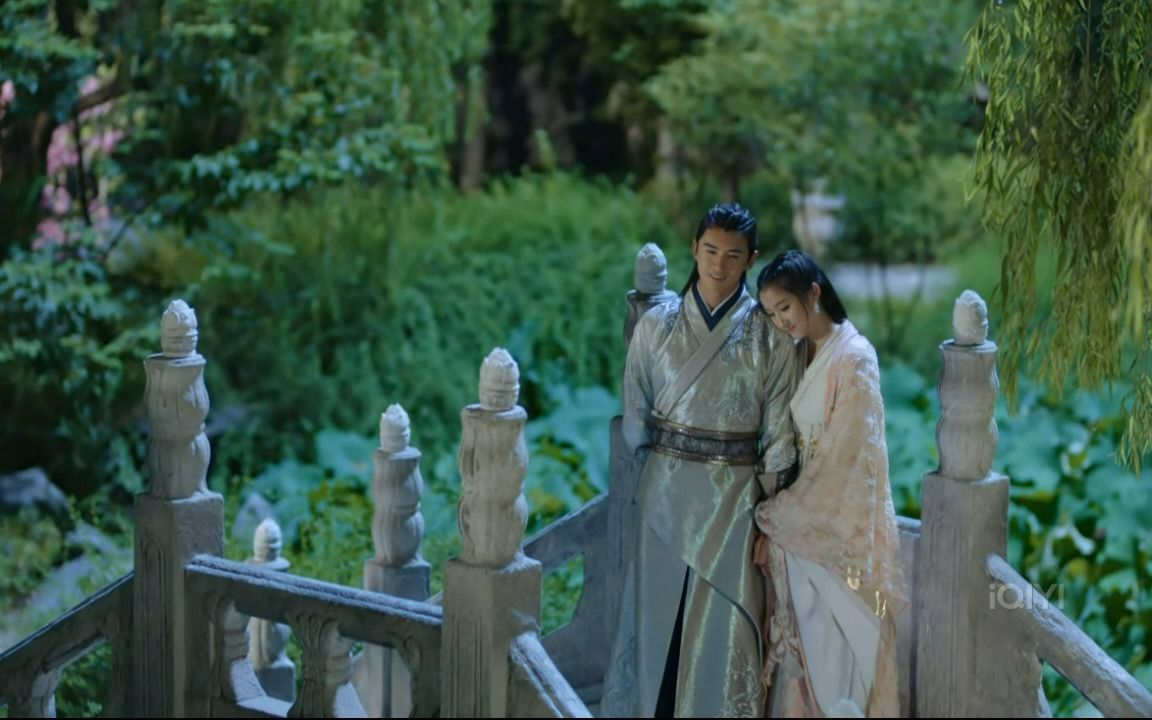 【焉逢&耶亚希】我爱她,此生唯一挚爱,我可以为了苍生牺牲我的一切