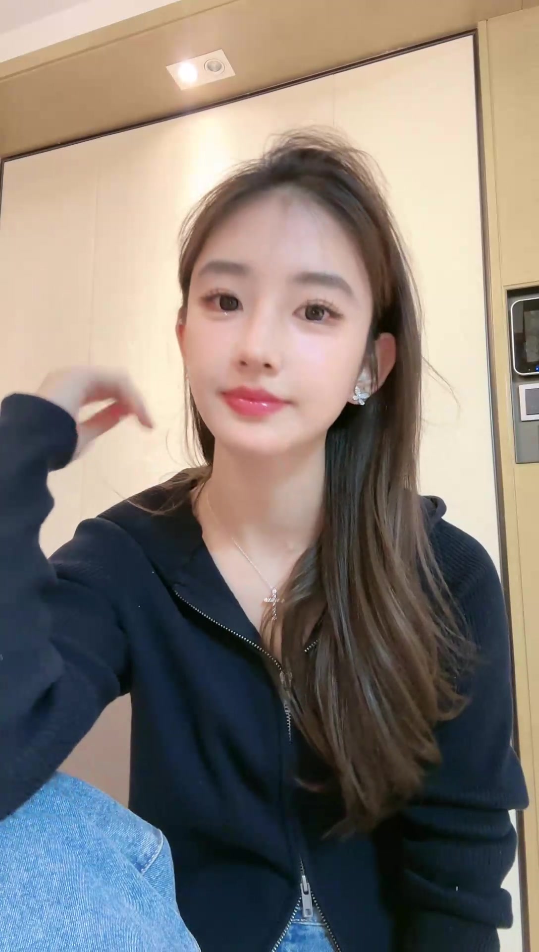 黄玉瑶ai精剪,02-17t02:56:29-超高清,就等你啦