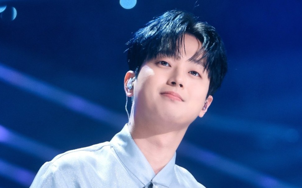 03.05 人气歌谣 竖屏直拍 李灿元 风灯