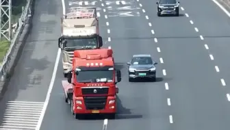 这段视频，硬控我了一分钟！