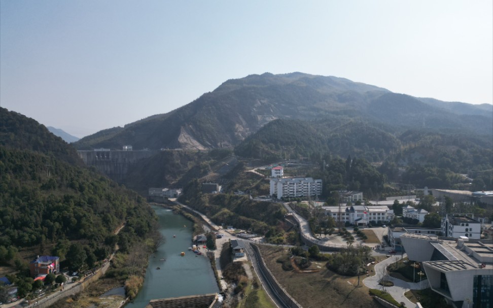 大疆dji航拍打卡萍乡芦溪山口岩石/希望之门