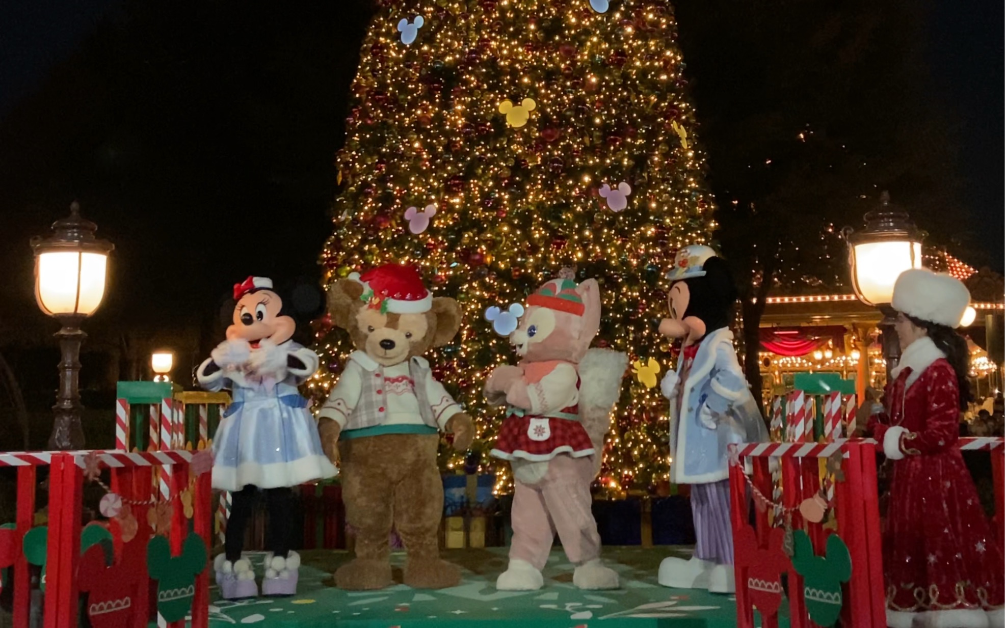 【续杯】上海迪士尼2023米奇魔法圣诞树亮灯礼