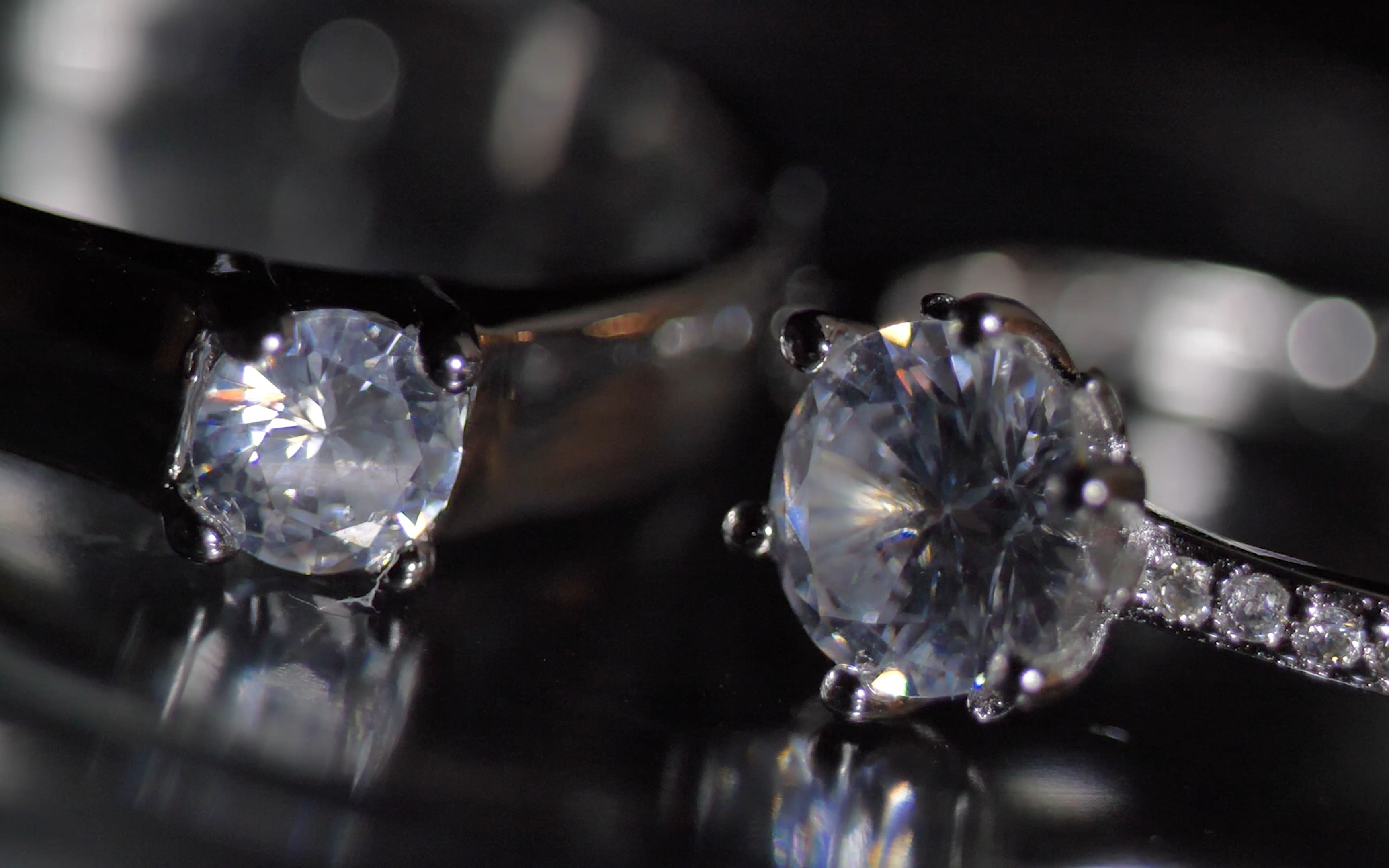 奢侈品宝格丽钻戒颜色的王国意大利风致特殊珠宝镶嵌工者的创新者