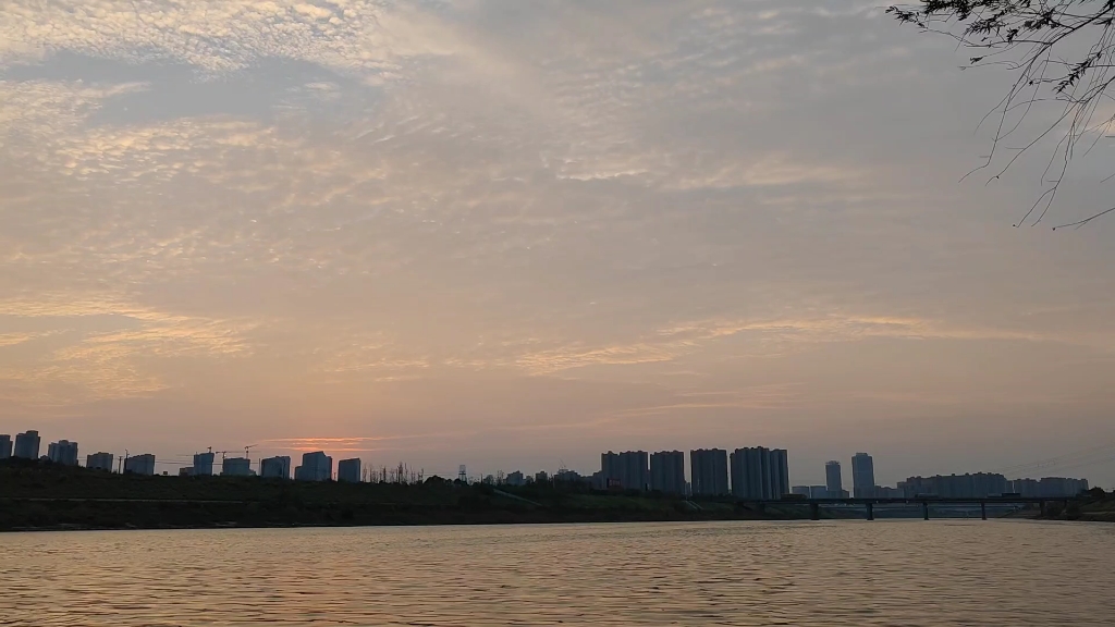 [图]浏阳河边上的夕阳