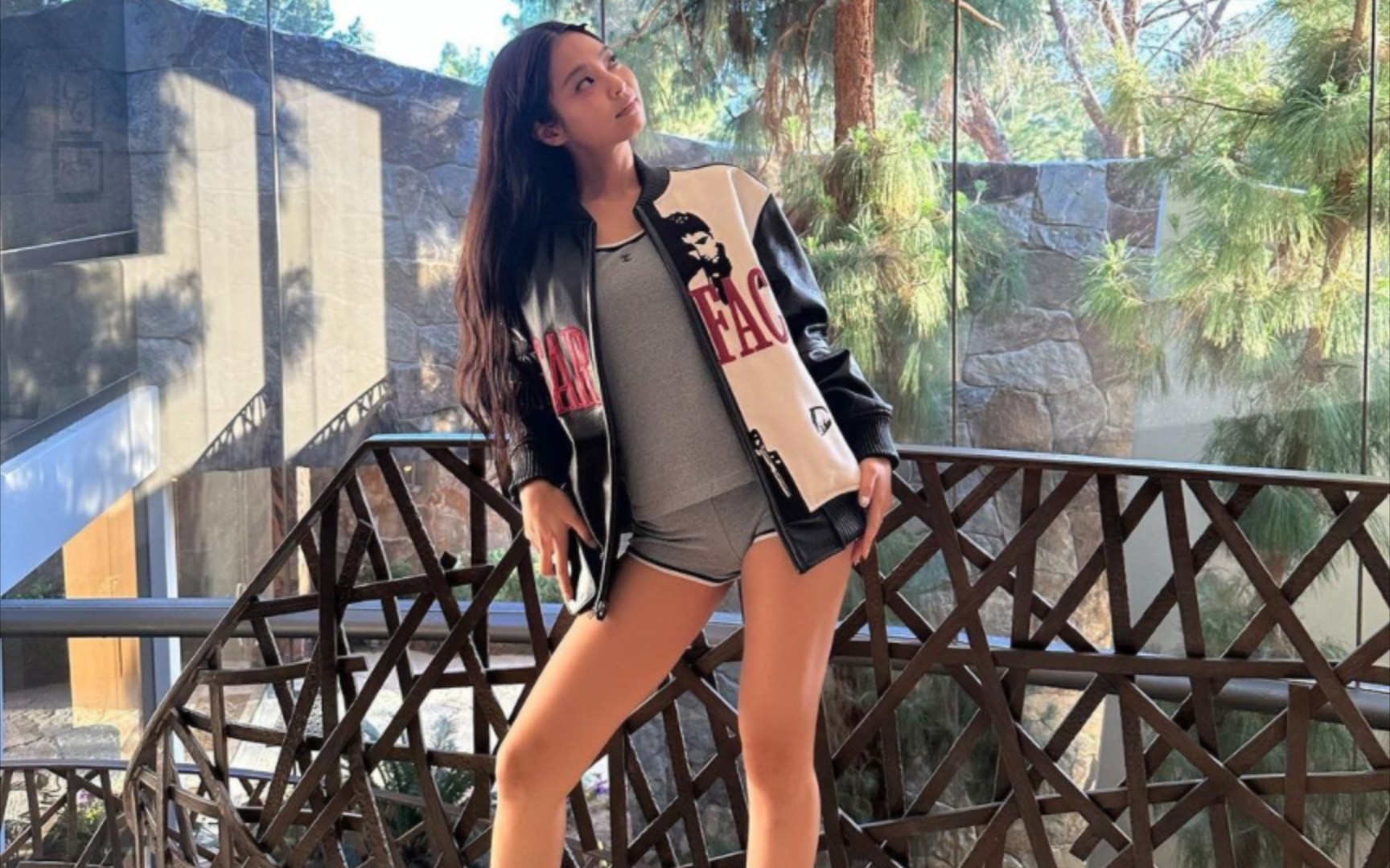 jennie 230425 ins更新