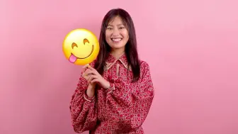 Download Video: 【生肉】恒松祐里的Emoji问答挑战（ELLEgirl Emoji Challenge)