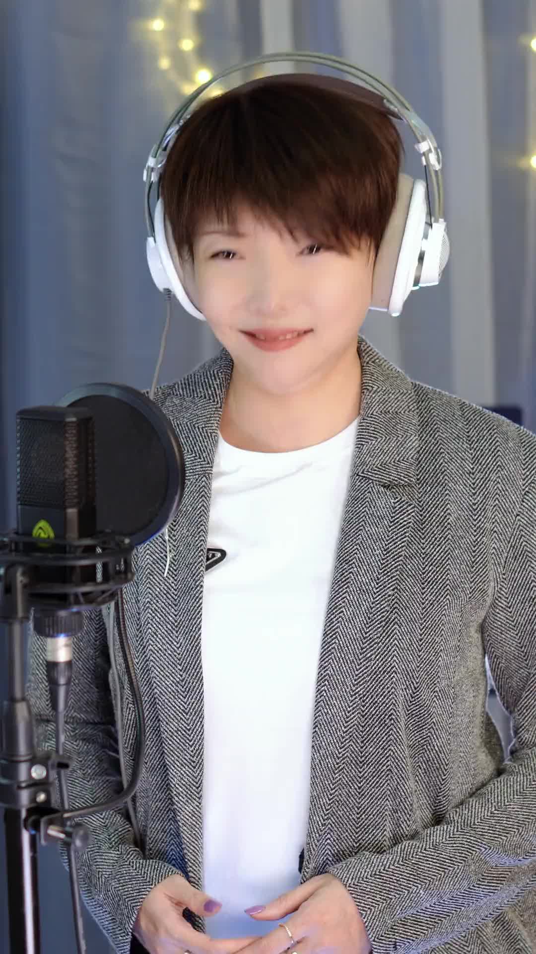 摇晃的时光原唱魏佳艺