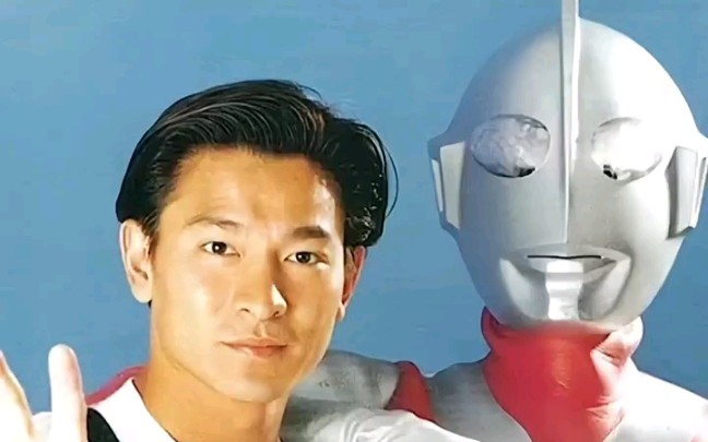 刘德华又和奥特曼见面啦