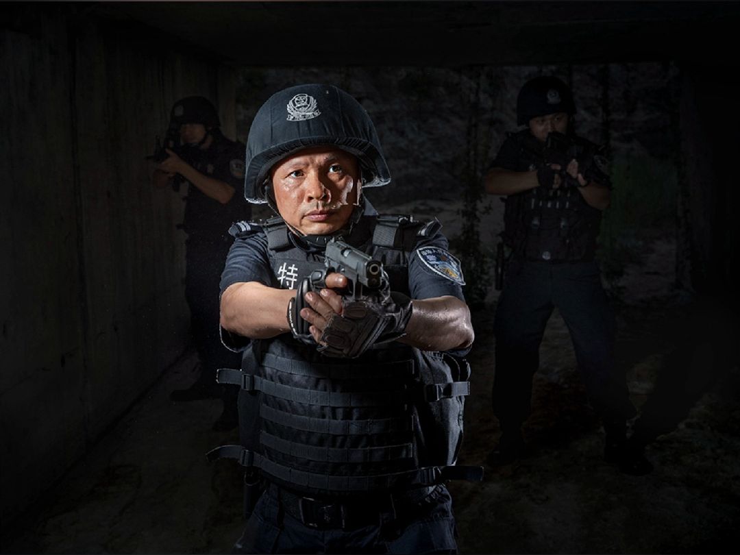 致敬最可爱的人民警察 节日快乐!