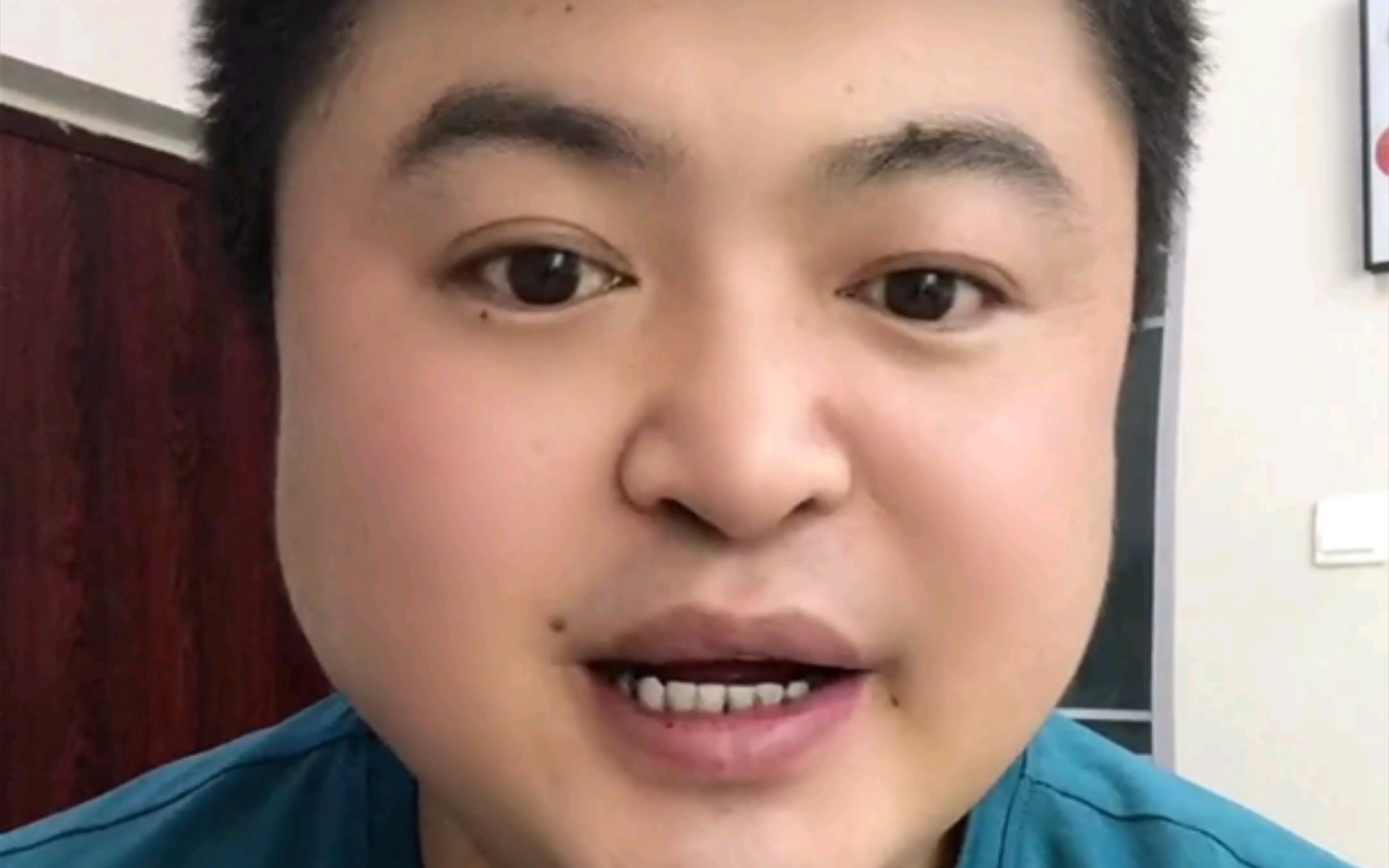 丽丽让家人们疯狂的给领惠云一键三连(整活版)