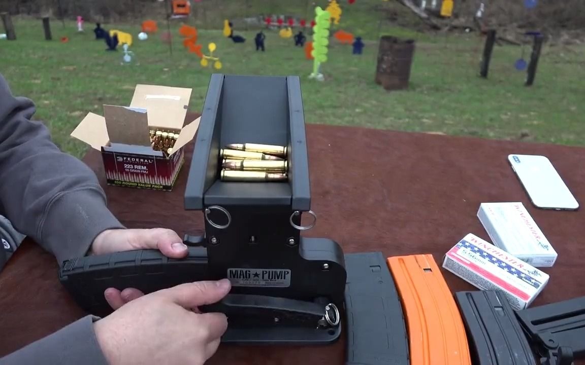 ar-15步枪弹匣装弹器快速装弹,这货可真够省事的!