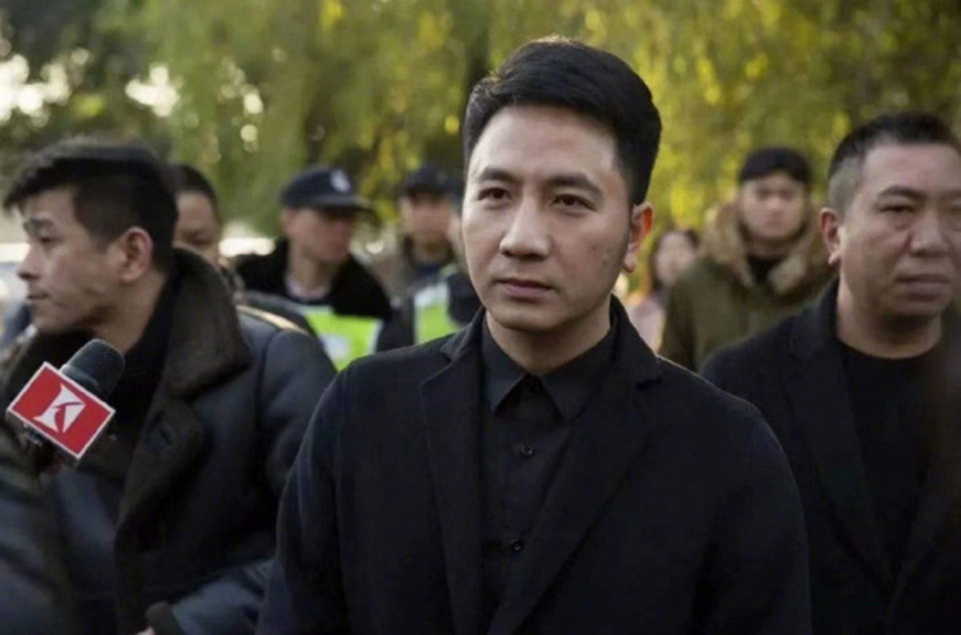 任真真崩溃发文!夜夜以泪洗面后悔嫁林生斌,原来我一直都是配角