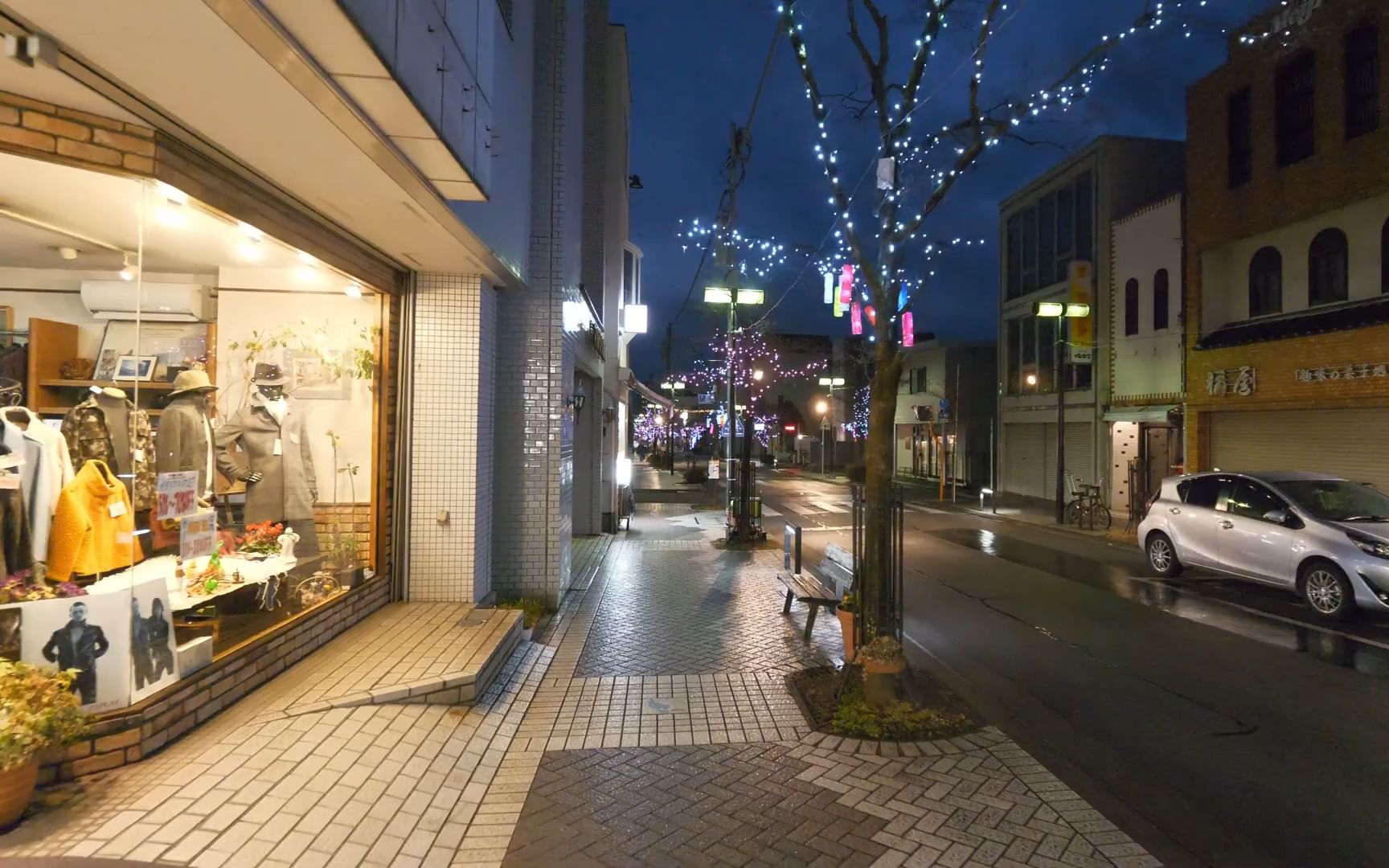 [图]山梨県 甲府  Walking to Kofu station on a rainy evening. Kofu, Yamanashi.