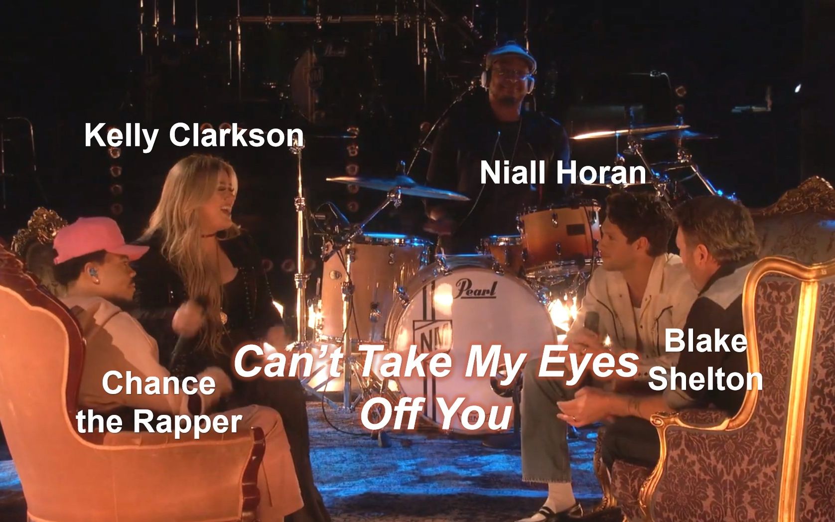 [图]【美国好声音导师共唱Can't Take My Eyes Off You】Niall, Chance, Kelly and Blake