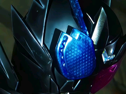 创骑危险形态不但帅,还很强