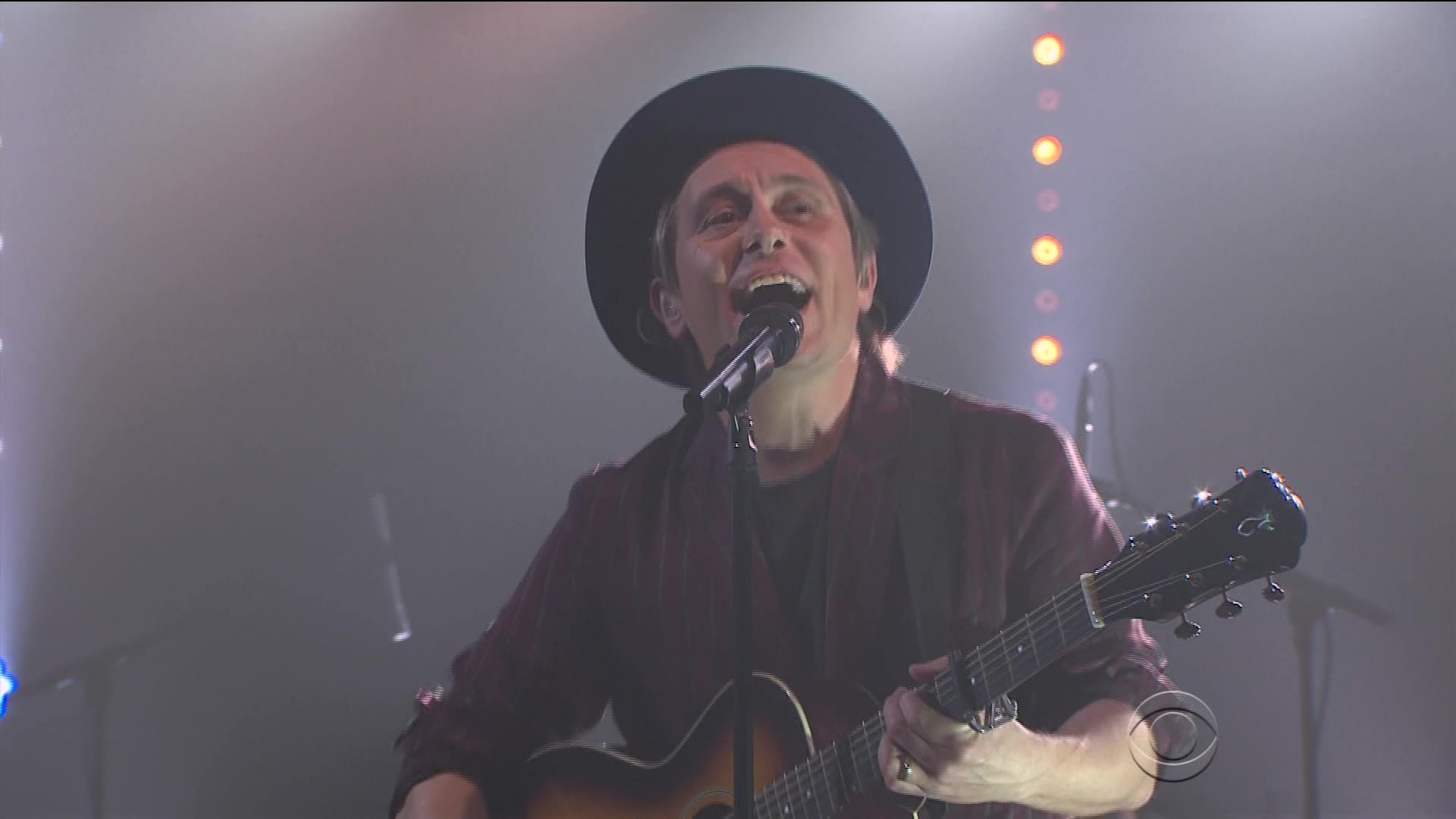 take that - giants (live on james corden 03-20-2017) 1080i.ts