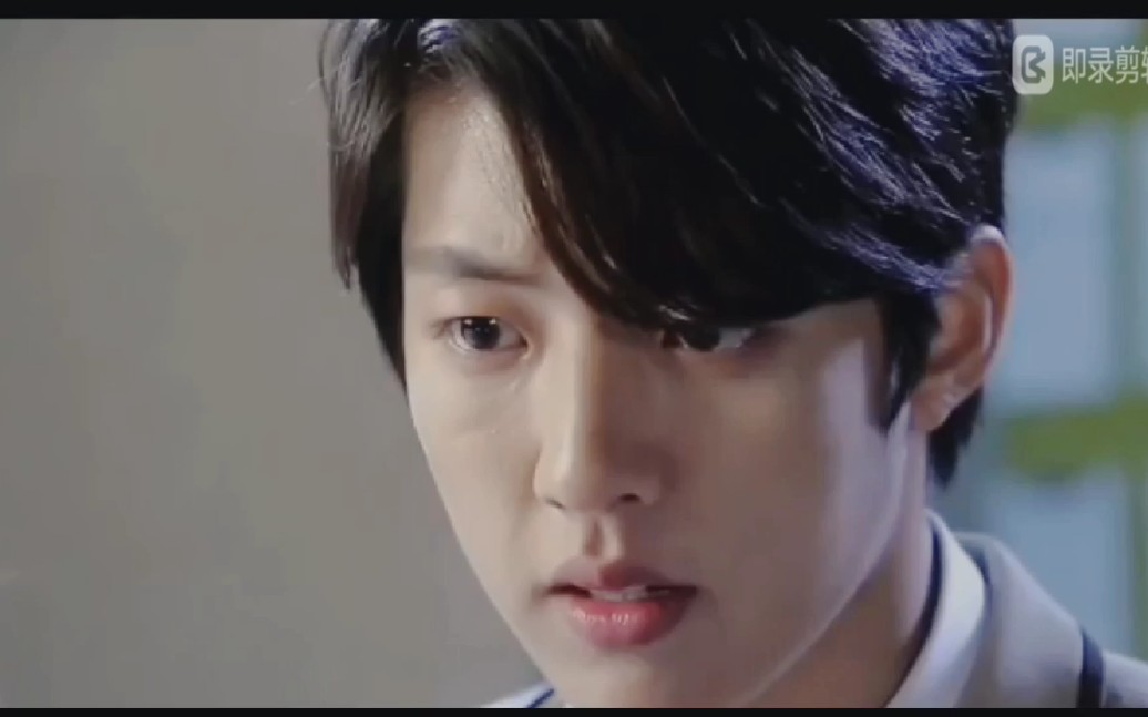 活动作品谁不会会对这样的黄成烈心动呢