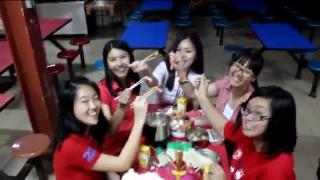 [图]幸福小团圆 Matriculation College of Negeri Sembilan (KMNS) CNY MV 2014-2015