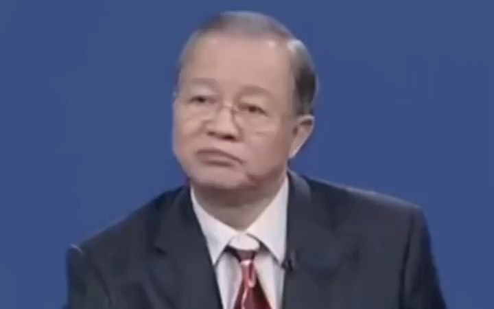 曾仕强智慧:修行三年口出狂言,再学三年不敢妄言,又学三年沉默寡...哔哩哔哩bilibili