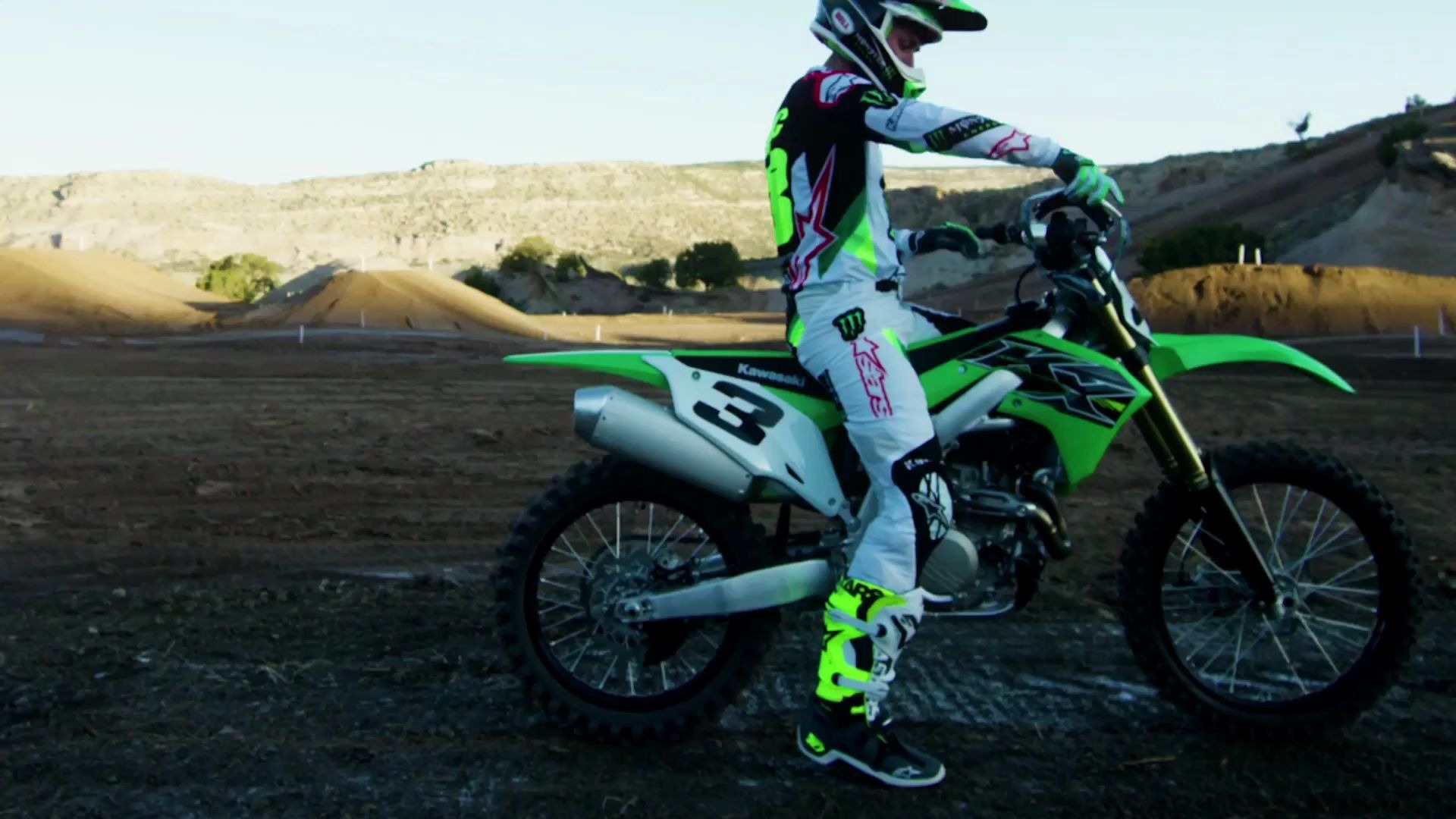 2019款川崎 kawasaki kx450 宣传片