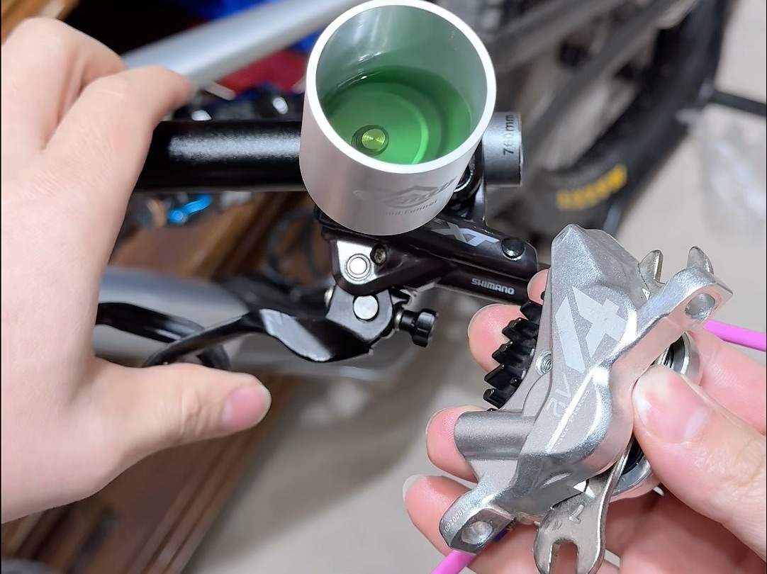 禧玛诺m8100杂交国产荣轮rv4