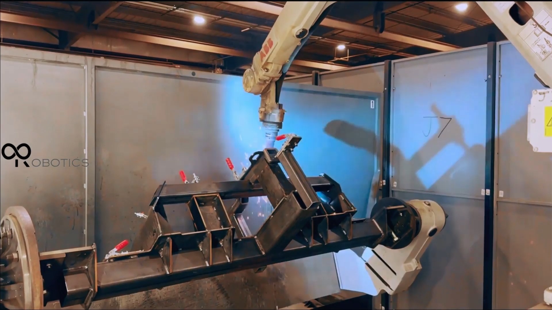 全自动焊接机器人机械手工作站生产线