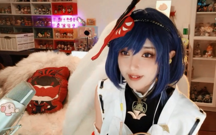 走路摇zly 注意看,这个女人正在直播 2023-01-17 直播