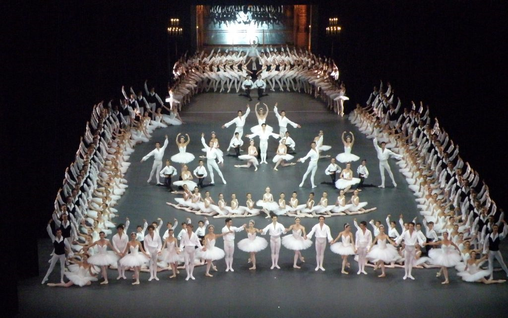 2006 défilé du corps de ballet et de lécole de danse de