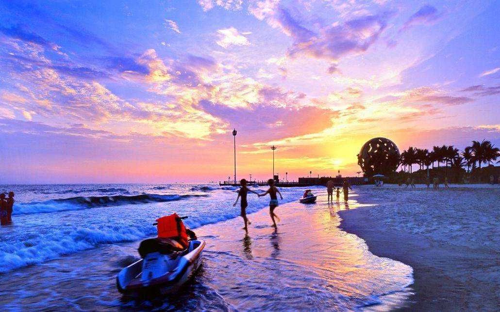 小伙春节实拍广西北海银滩,天下第一海滩,免费开放后人山人海