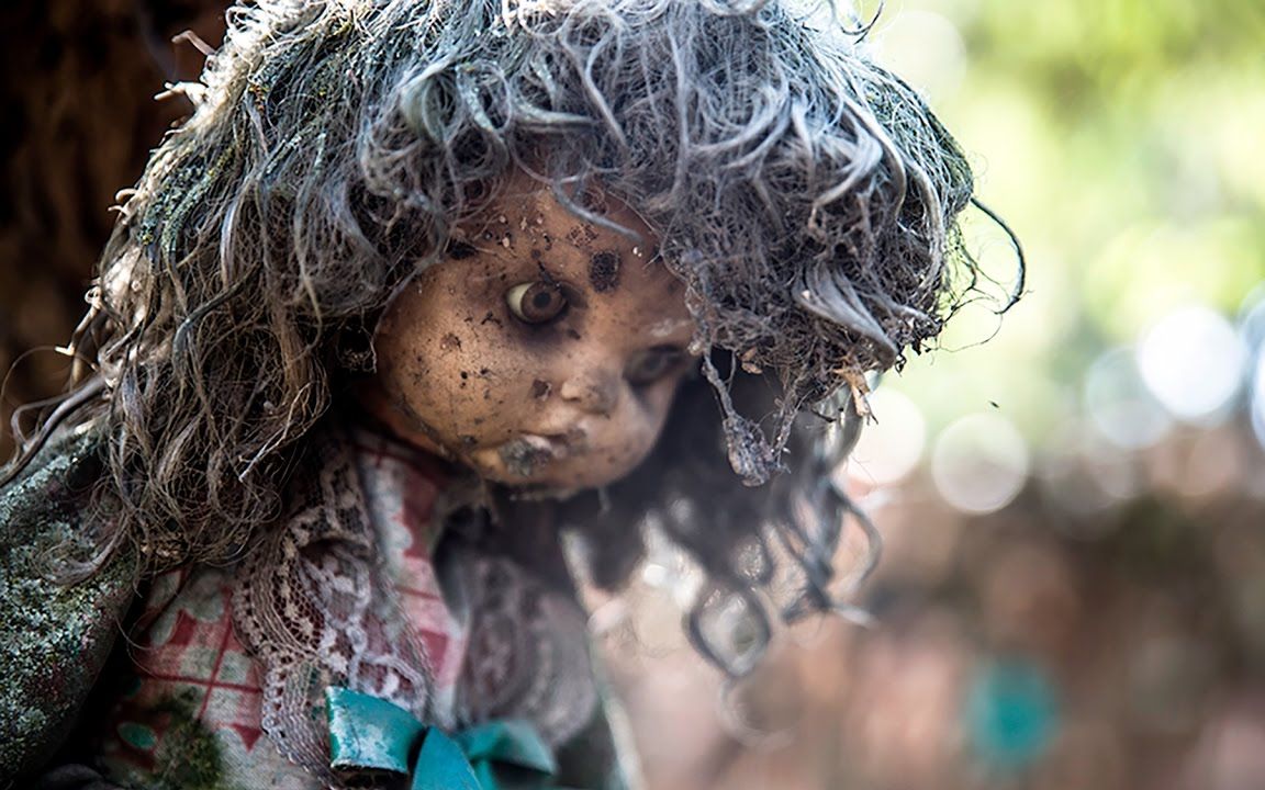 世界上最恐怖的娃娃岛图片