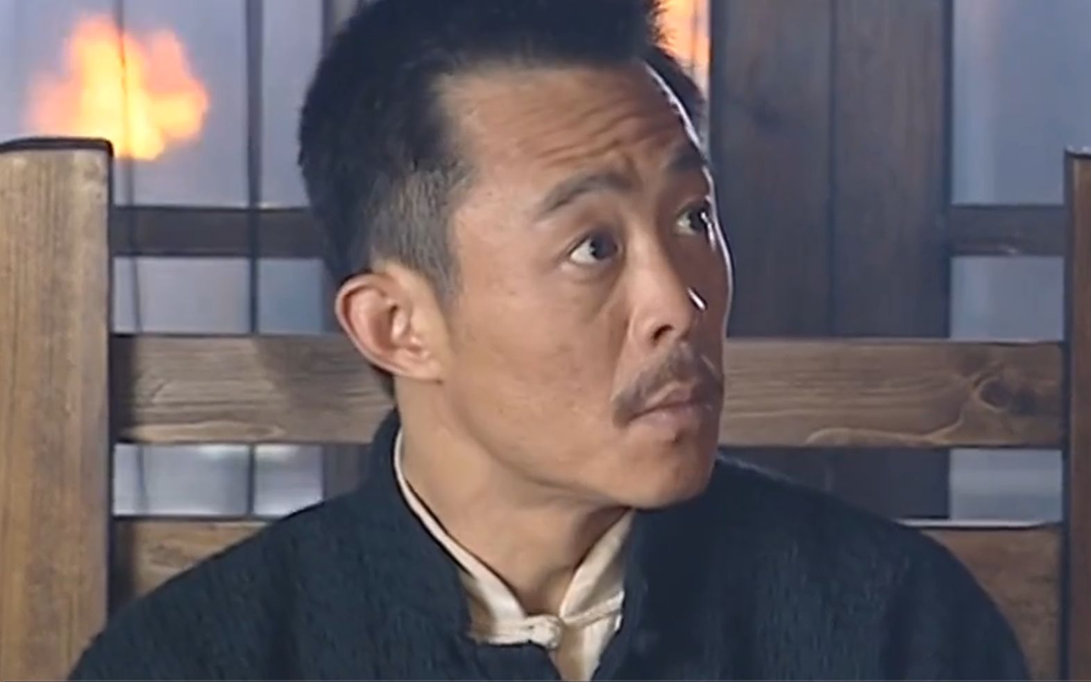 二棉裤影视重温经典商战剧大染坊18寿亭被人登报污蔑反手用100乞丐大