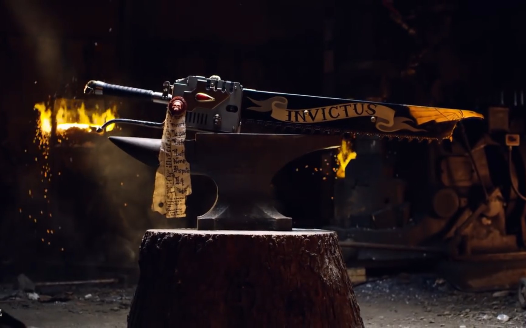 [武器人间] awe me《战锤 40k》链锯刀