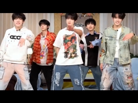 时代峰峻新男团—番茄少年团 cha东北爱情故事