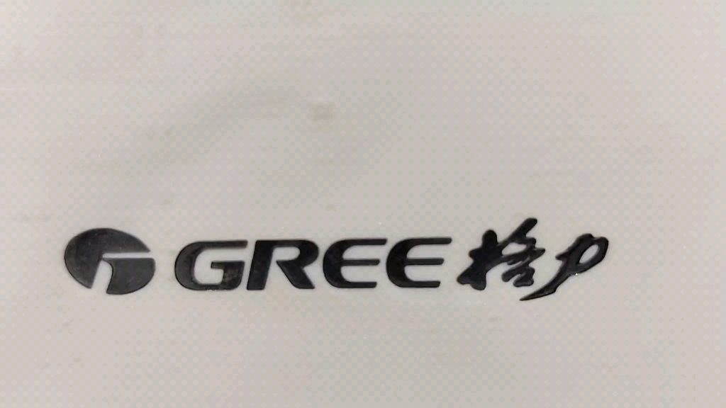 买1.5匹格力空调不要纠结优钻好还是京桂好,现在我告诉大家优钻比京桂要好.1、优钻的价格要高,都知道一分钱一分货.2、用料更结实,静音稳定更舒...