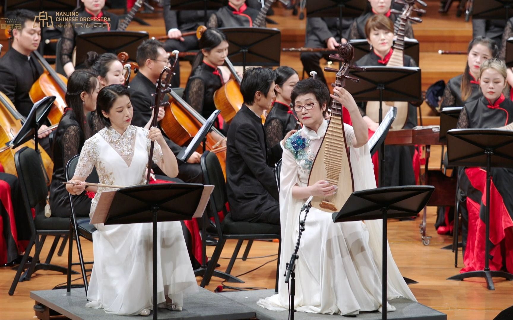 [图]【南京国乐节官方】民族管弦乐队版首演 琵琶二胡双协奏曲《云影》我们有多久没有驻足仰望天空的这片云彩