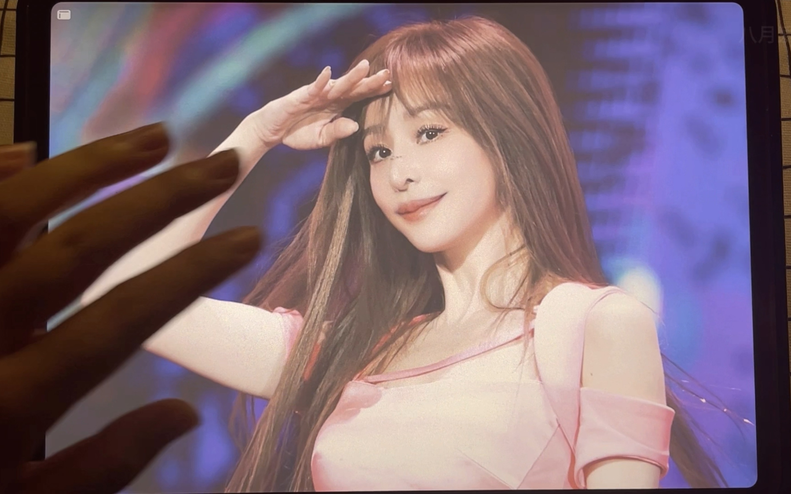 王心凌40多岁了?不敢相信,皮肤也太好了吧