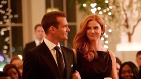 美剧金装律师 Suits Harvey和donna终于在一起了 Darvey 哔哩哔哩 つロ干杯 Bilibili