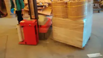 自走式缠绕机视频(红色）