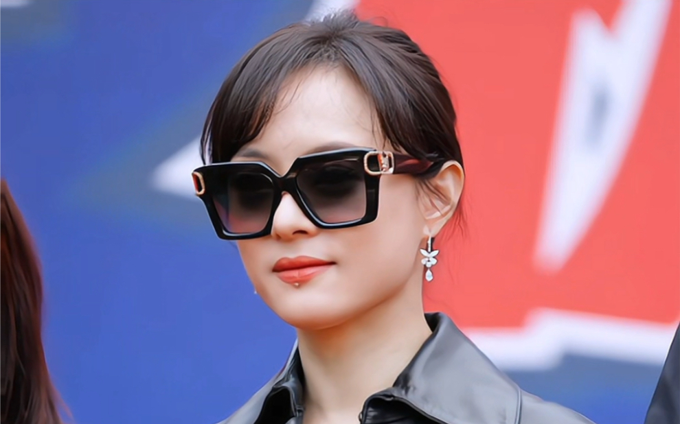 孙俪新剧开机 姐姐这套造型好飒!#孙俪