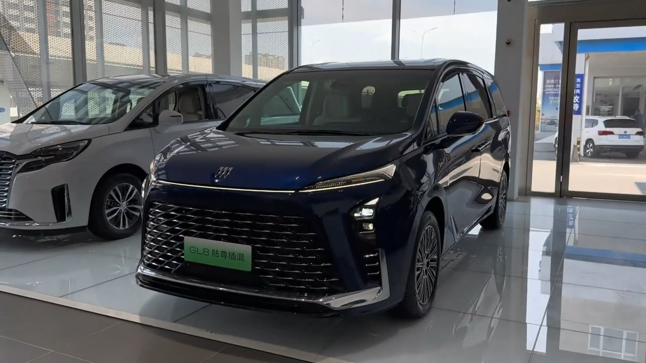2024款别克gl8试车
