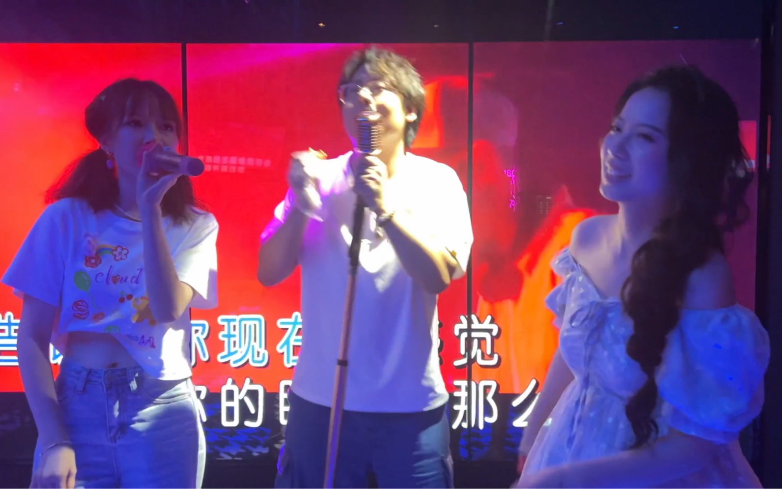 我是特优声 剧团季和知名歌星赵成晨、聂曦映-综艺-全集-高清独家在线观看-bilibili-哔哩哔哩