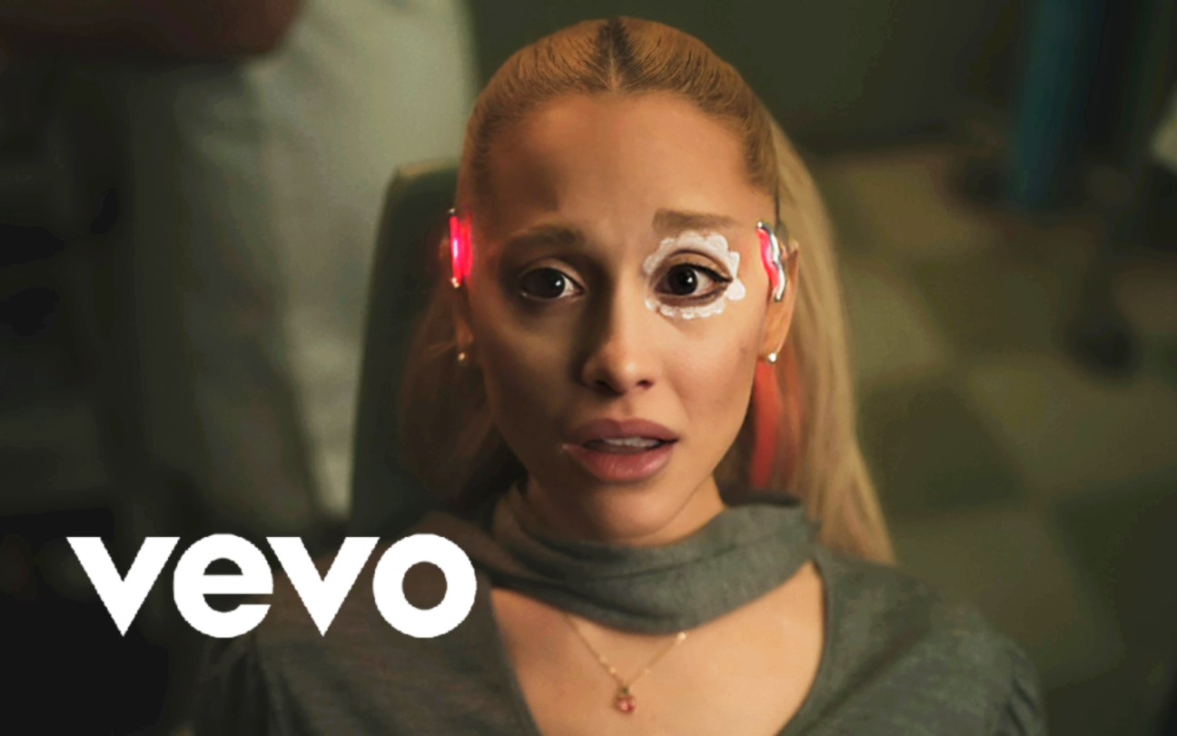 [图]【MV首播】Ariana Grande新单《we can't be friends (wait for your love)》